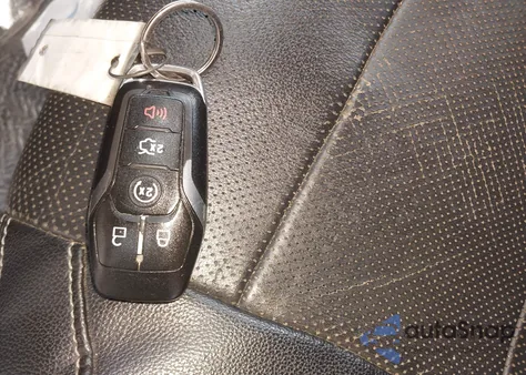 2016 Ford Mustang Ecoboost Premium z USA, uszkodzony, nr VIN 1FATP8UH7G5212923